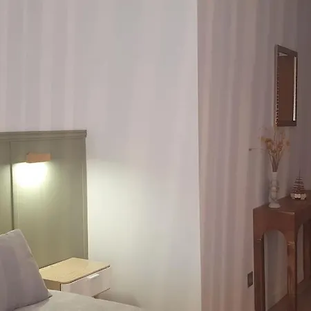 Apartment Luxe Avec Espace Petit Dejeuner Et Travail Marmande